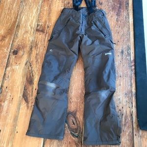 Bergan’s snowboard pants